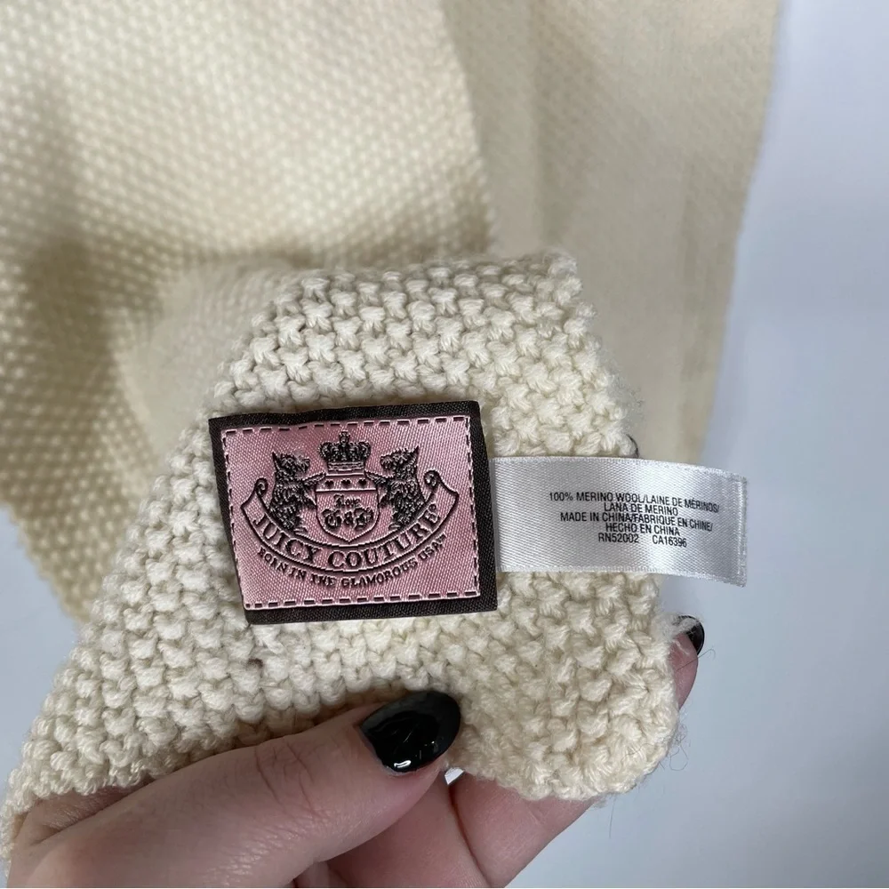 Y2K Vintage Juicy Couture Merino Wool Cream Scarf with Button and Pocket Details